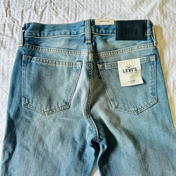 Levi’s Twig High Slim High Rise Slim Leg Ankle Fit Light Wash Button Fly Jeans - Picture 5 of 14